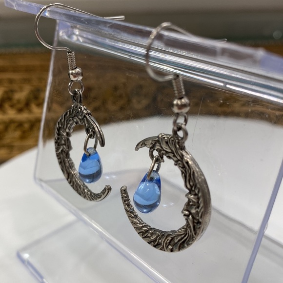 Man in the Moon - blue glass teardrops - silver earrings cast on both sides! EUC - Picture 6 of 16